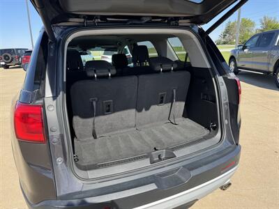 2017 GMC Acadia SLE-2   - Photo 18 - Lone Tree, IA 52755