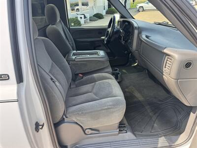2003 Chevrolet Silverado 1500 2dr Standard Cab - Photo 12 - Lone Tree, IA 52755