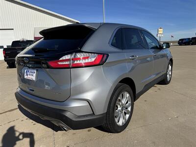 2022 Ford Edge Titanium  AWD - Photo 5 - Lone Tree, IA 52755