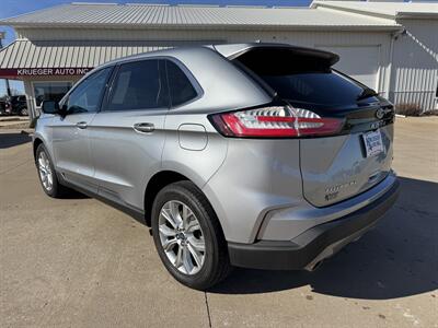 2022 Ford Edge Titanium  AWD - Photo 6 - Lone Tree, IA 52755