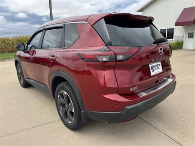 2024 Nissan Rogue SV AWD - Photo 4 - Lone Tree, IA 52755