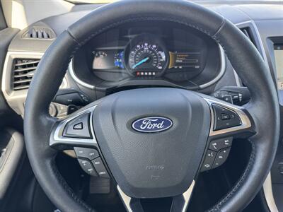 2018 Ford Edge SEL AWD - Photo 11 - Lone Tree, IA 52755