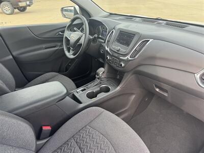 2024 Chevrolet Equinox LT   - Photo 13 - Lone Tree, IA 52755