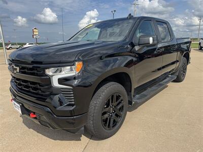 2024 Chevrolet Silverado 1500 RST Crew Cab 4x4 - Photo 2 - Lone Tree, IA 52755
