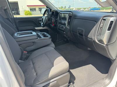 2018 Chevrolet Silverado 1500 LT Crew 4x4 - Photo 16 - Lone Tree, IA 52755
