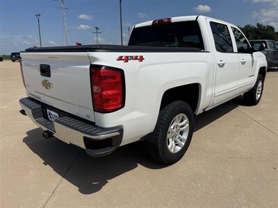 2018 Chevrolet Silverado 1500 LT Crew 4x4 - Photo 4 - Lone Tree, IA 52755