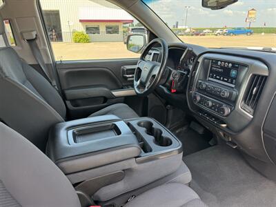 2018 Chevrolet Silverado 1500 LT Crew 4x4 - Photo 15 - Lone Tree, IA 52755