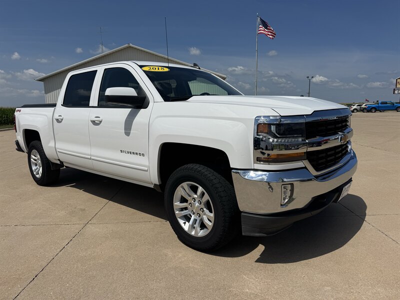 2018 Chevrolet Silverado 1500 LT Crew 4x4   - Photo 1 - Lone Tree, IA 52755