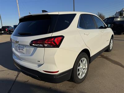 2022 Chevrolet Equinox LT   - Photo 6 - Lone Tree, IA 52755