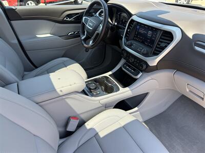 2023 GMC Acadia SLT  AWD - Photo 20 - Lone Tree, IA 52755