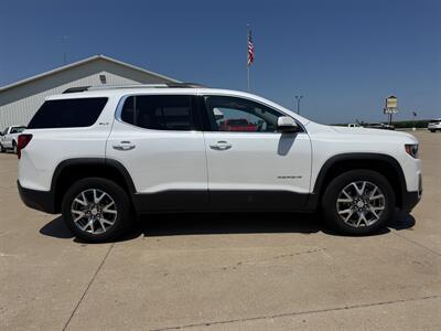 2023 GMC Acadia SLT  AWD - Photo 3 - Lone Tree, IA 52755