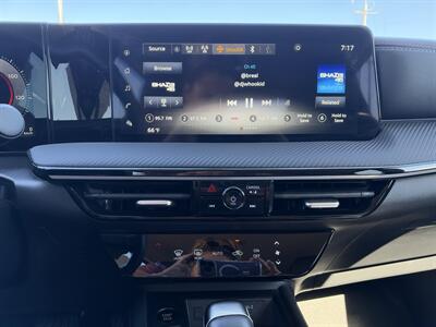 2025 Nissan Kicks SR  AWD - Photo 13 - Lone Tree, IA 52755