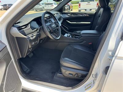 2022 Jeep Grand Cherokee L Altitude  4x4 - Photo 7 - Lone Tree, IA 52755