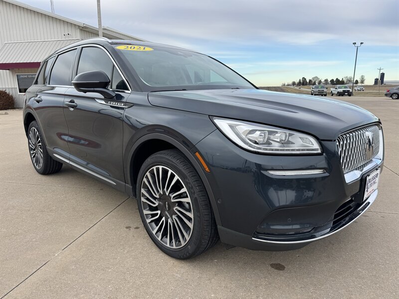 2021 Lincoln Corsair Reserve's photo