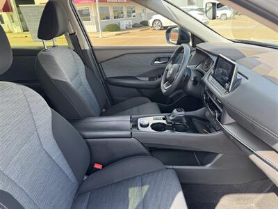 2023 Nissan Rogue SV Midnight Edition  AWD - Photo 14 - Lone Tree, IA 52755