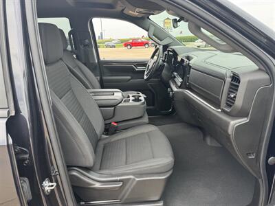 2022 Chevrolet Silverado 1500 LT  Crew Cab 4x4 - Photo 18 - Lone Tree, IA 52755
