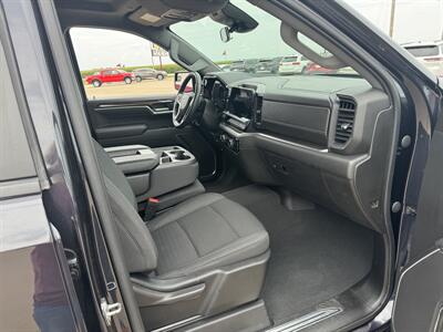 2022 Chevrolet Silverado 1500 LT  Crew Cab 4x4 - Photo 21 - Lone Tree, IA 52755