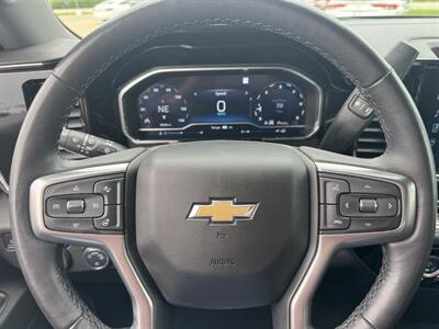 2022 Chevrolet Silverado 1500 LT  Crew Cab 4x4 - Photo 12 - Lone Tree, IA 52755