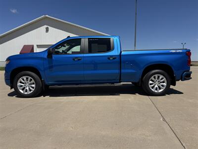 2024 Chevrolet Silverado 1500 Custom Crew Cab 4x4 - Photo 4 - Lone Tree, IA 52755