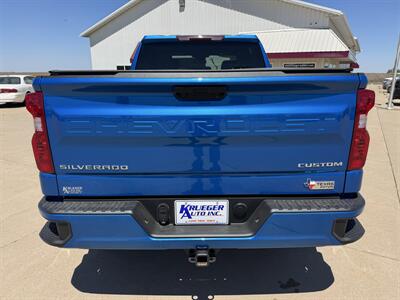 2024 Chevrolet Silverado 1500 Custom Crew Cab 4x4 - Photo 18 - Lone Tree, IA 52755