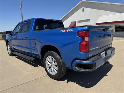 2024 Chevrolet Silverado 1500 Custom Crew Cab 4x4 - Photo 5 - Lone Tree, IA 52755