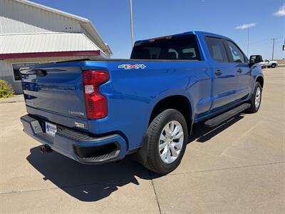 2024 Chevrolet Silverado 1500 Custom Crew Cab 4x4 - Photo 6 - Lone Tree, IA 52755