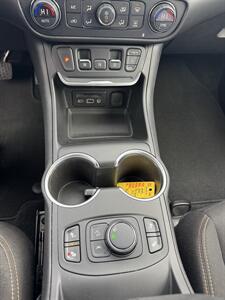 2020 GMC Terrain SLE   - Photo 13 - Lone Tree, IA 52755