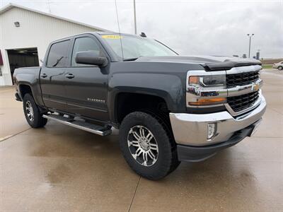 2018 Chevrolet Silverado 1500 LT Crew Cab 4x4 - Photo 1 - Lone Tree, IA 52755