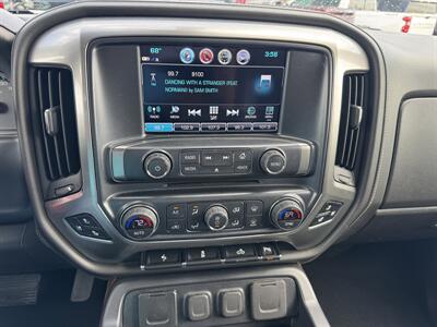 2018 Chevrolet Silverado 1500 LTZ  Crew Cab 4x4 - Photo 11 - Lone Tree, IA 52755