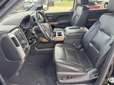 2018 Chevrolet Silverado 1500 LTZ  Crew Cab 4x4 - Photo 9 - Lone Tree, IA 52755
