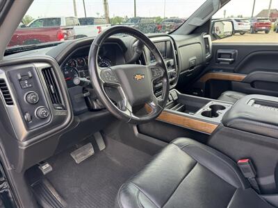 2018 Chevrolet Silverado 1500 LTZ  Crew Cab 4x4 - Photo 8 - Lone Tree, IA 52755