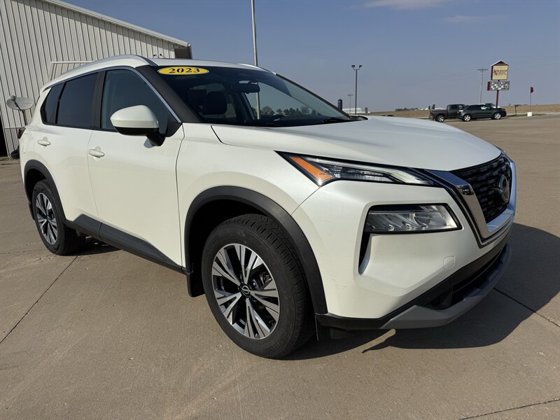 2023 Nissan Rogue SV  AWD