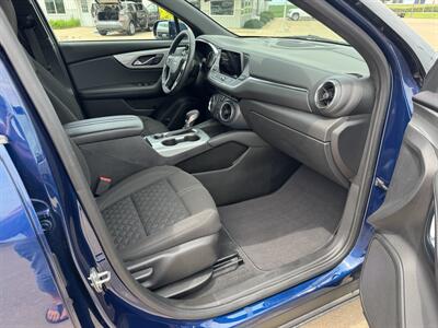 2022 Chevrolet Blazer LT   - Photo 15 - Lone Tree, IA 52755