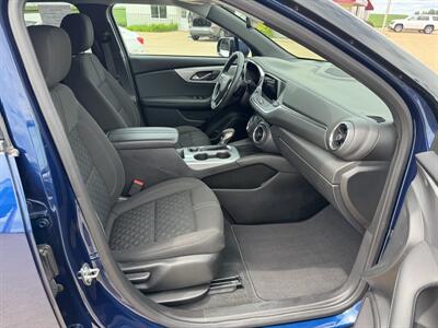 2022 Chevrolet Blazer LT   - Photo 16 - Lone Tree, IA 52755