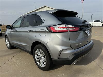 2022 Ford Edge Titanium  AWD - Photo 6 - Lone Tree, IA 52755