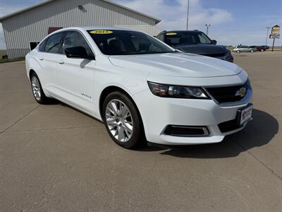 2015 Chevrolet Impala LS   - Photo 1 - Lone Tree, IA 52755