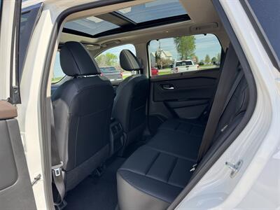 2023 Nissan Rogue SV AWD - Photo 16 - Lone Tree, IA 52755