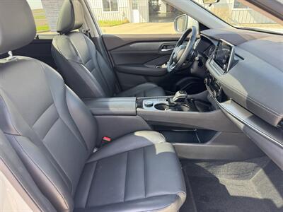 2023 Nissan Rogue SV AWD - Photo 18 - Lone Tree, IA 52755