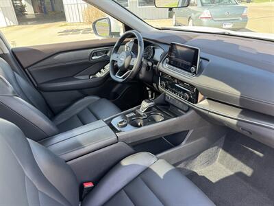 2023 Nissan Rogue SV AWD - Photo 19 - Lone Tree, IA 52755