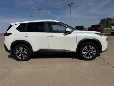 2023 Nissan Rogue SV AWD - Photo 4 - Lone Tree, IA 52755