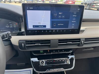 2023 Lincoln Corsair Standard AWD - Photo 11 - Lone Tree, IA 52755