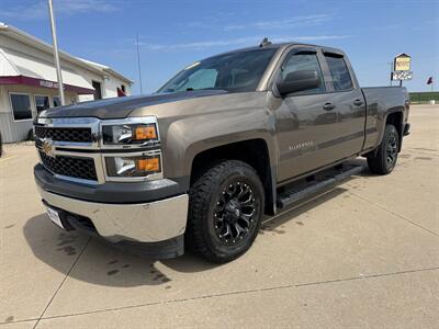 2015 Chevrolet Silverado 1500 Work Truck Double Cab 4x4 - Photo 2 - Lone Tree, IA 52755