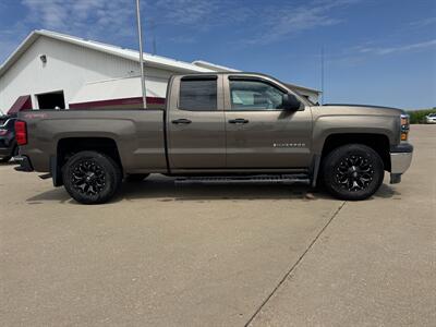 2015 Chevrolet Silverado 1500 Work Truck Double Cab 4x4 - Photo 6 - Lone Tree, IA 52755