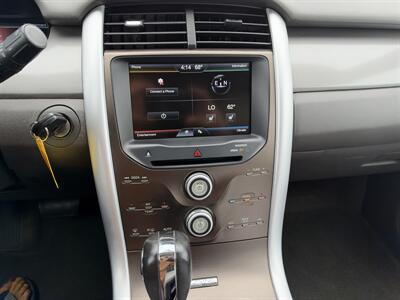 2012 Ford Edge SEL  AWD - Photo 11 - Lone Tree, IA 52755