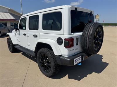 2022 Jeep Wrangler Unlimited Sahara 4xe  4x4 - Photo 6 - Lone Tree, IA 52755