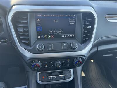 2023 GMC Acadia SLE Elevation AWD  AWD - Photo 11 - Lone Tree, IA 52755