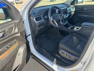 2023 GMC Acadia SLE Elevation AWD  AWD - Photo 9 - Lone Tree, IA 52755