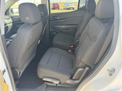 2023 GMC Acadia SLE Elevation AWD  AWD - Photo 13 - Lone Tree, IA 52755