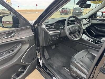 2023 Jeep Grand Cherokee 4xe 4x4  4x4 - Photo 8 - Lone Tree, IA 52755