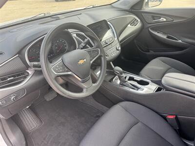 2023 Chevrolet Malibu LT - Photo 7 - Lone Tree, IA 52755
